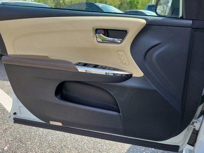 2015 Toyota Avalon Hybrid XLE Touring