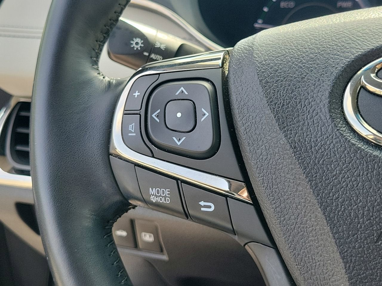 2018 Toyota Avalon Hybrid Limited