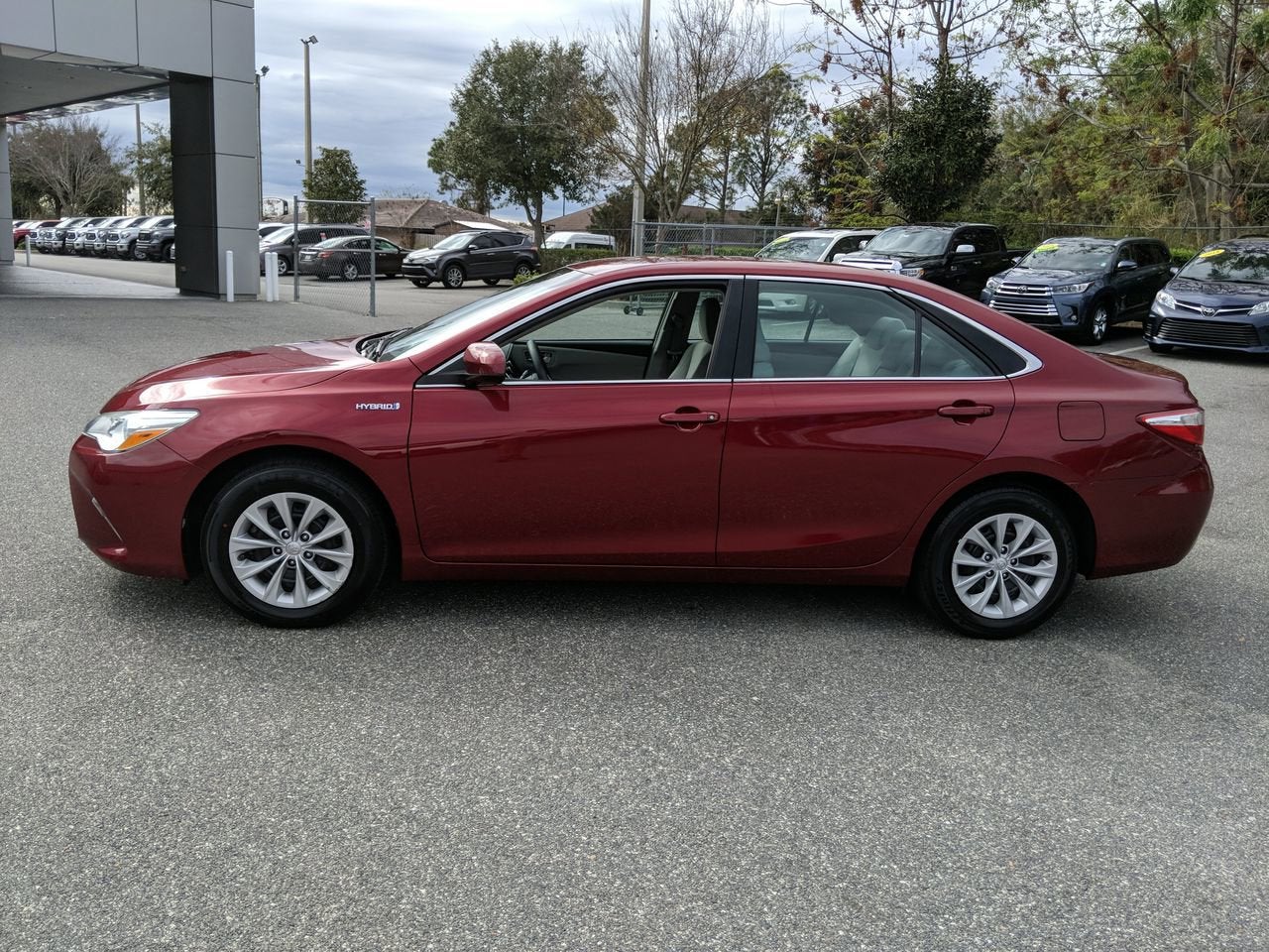2015 Toyota Camry Hybrid LE