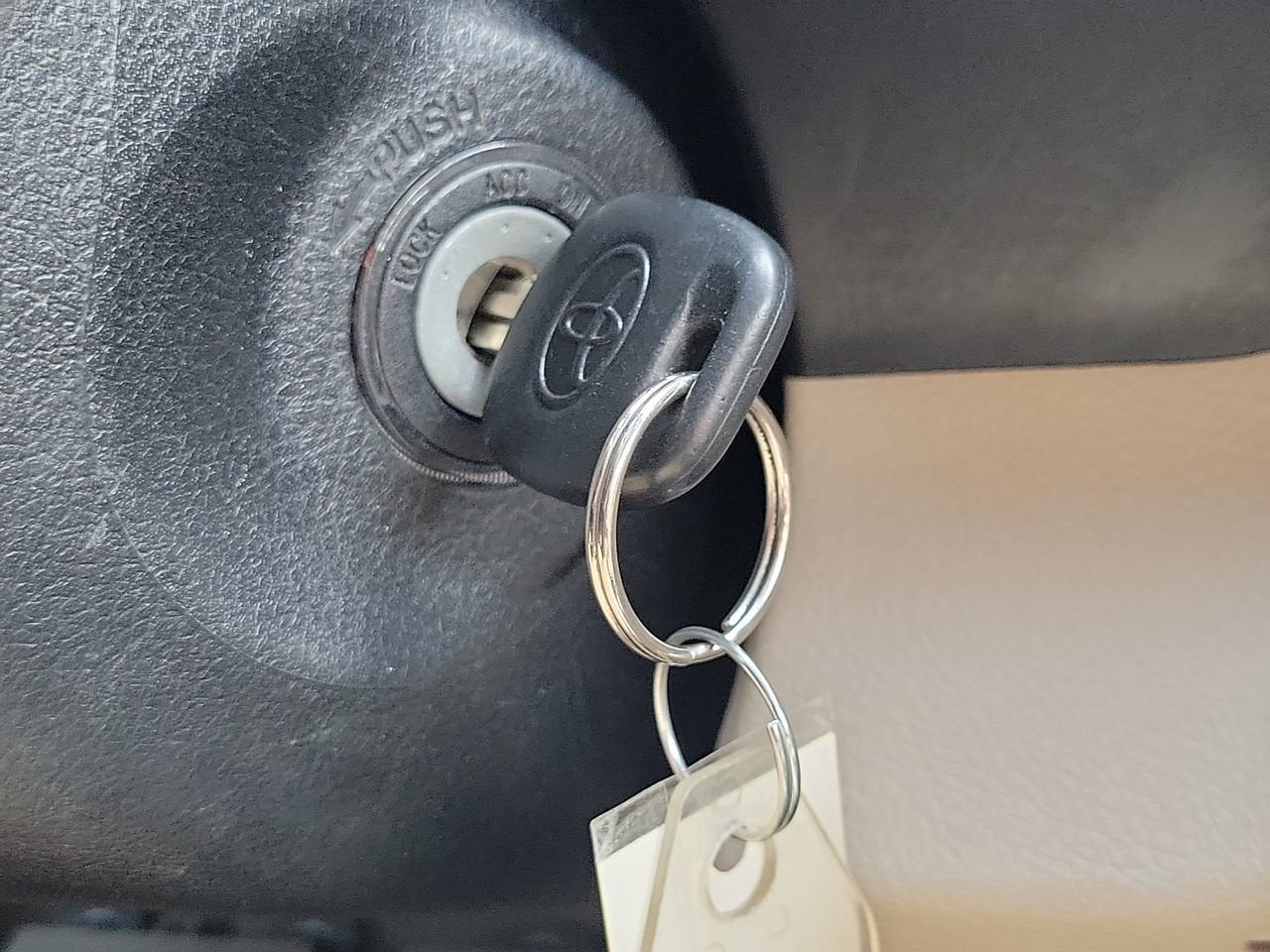 2012 Toyota Camry L