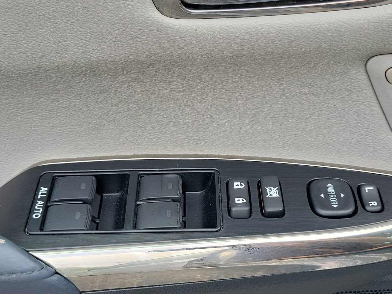 2013 Toyota Avalon Limited