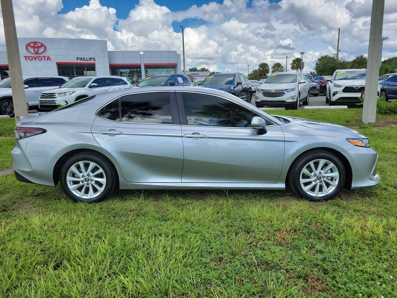 2024 Toyota Camry LE