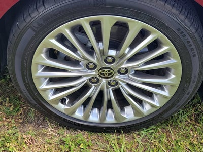 2020 Toyota Avalon Hybrid Limited