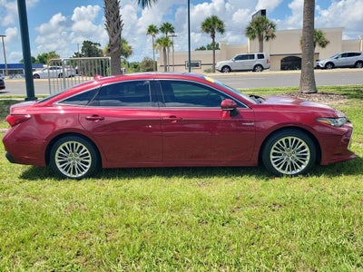 2020 Toyota Avalon Hybrid Limited