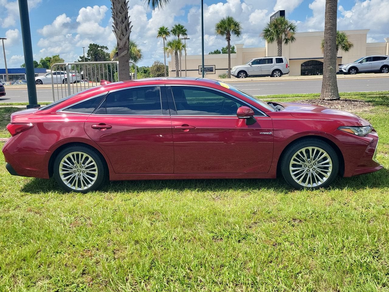 2020 Toyota Avalon Hybrid Limited