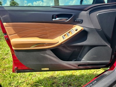 2020 Toyota Avalon Hybrid Limited