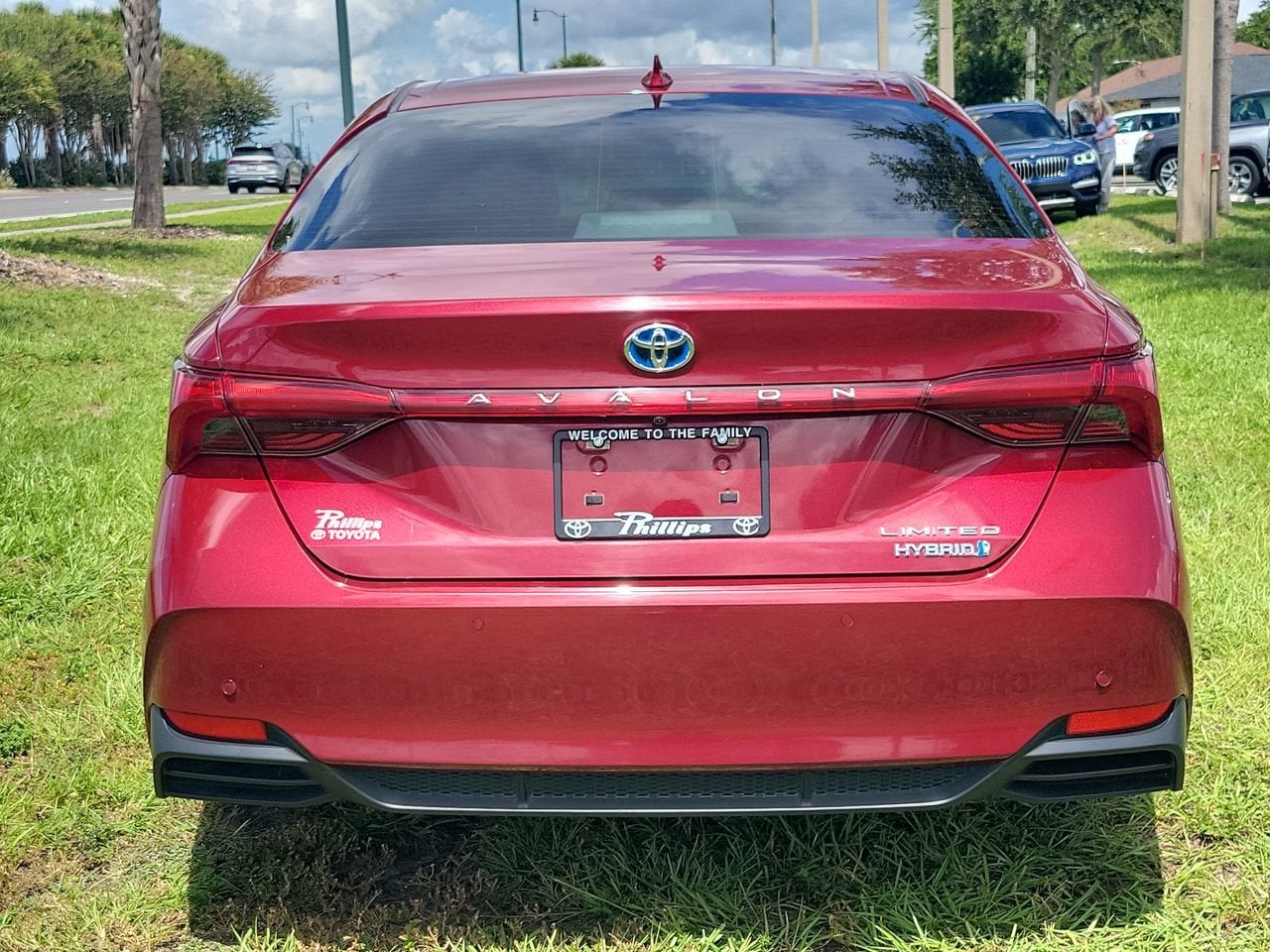 2020 Toyota Avalon Hybrid Limited