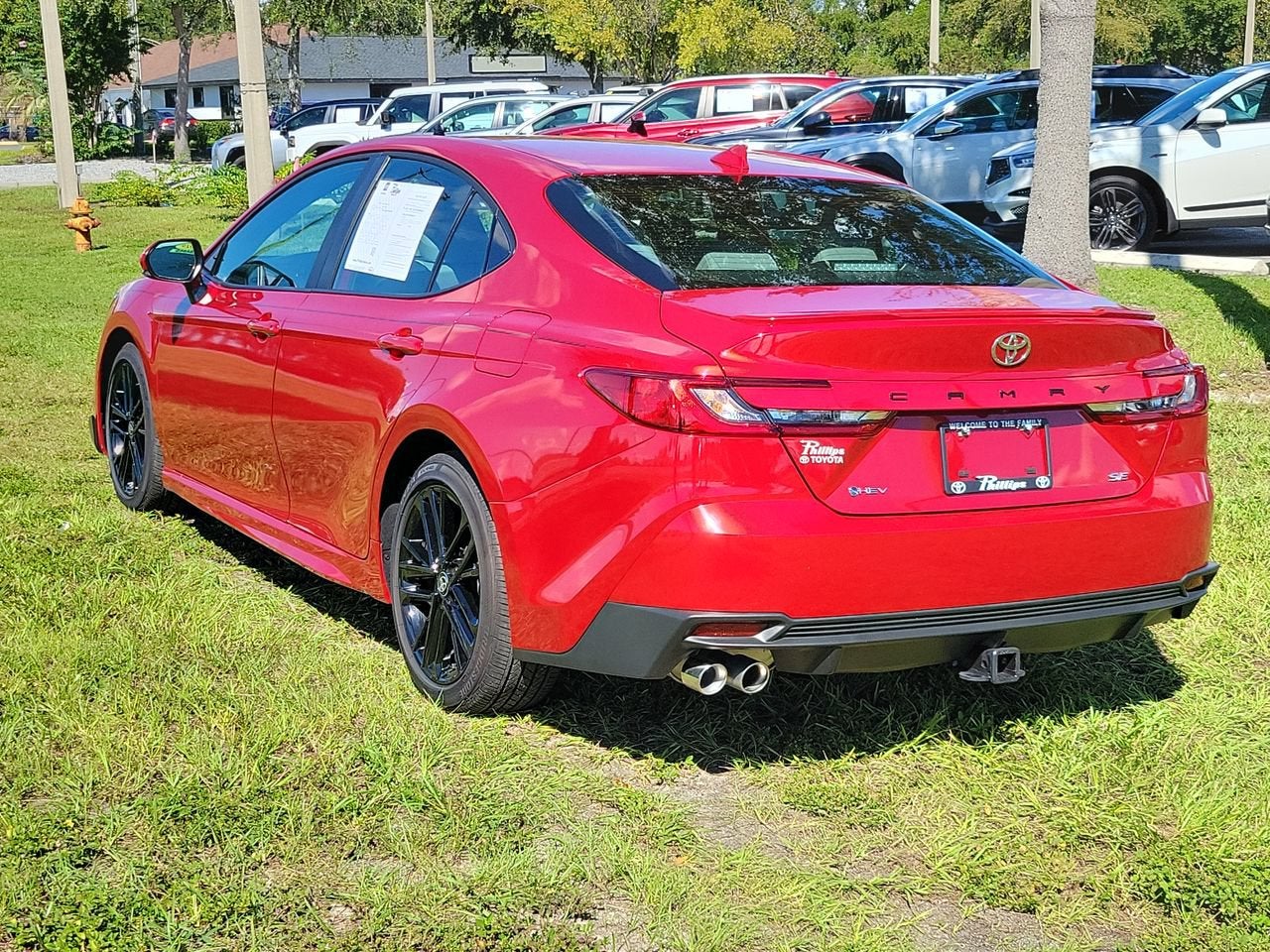 2025 Toyota Camry SE