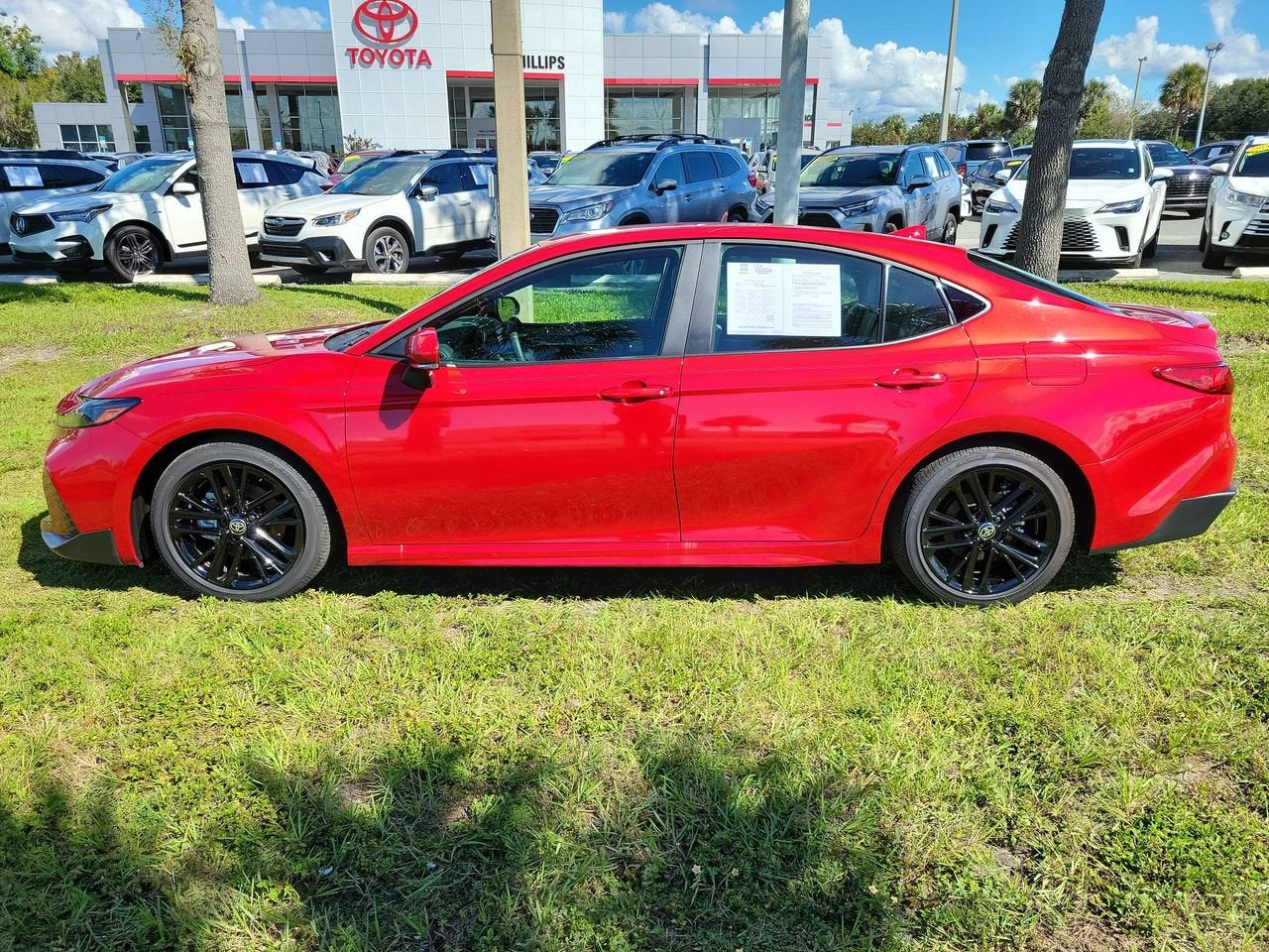 2025 Toyota Camry SE