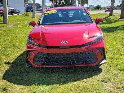 2025 Toyota Camry SE
