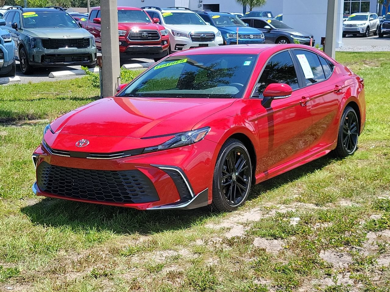 2026 Toyota Camry SE