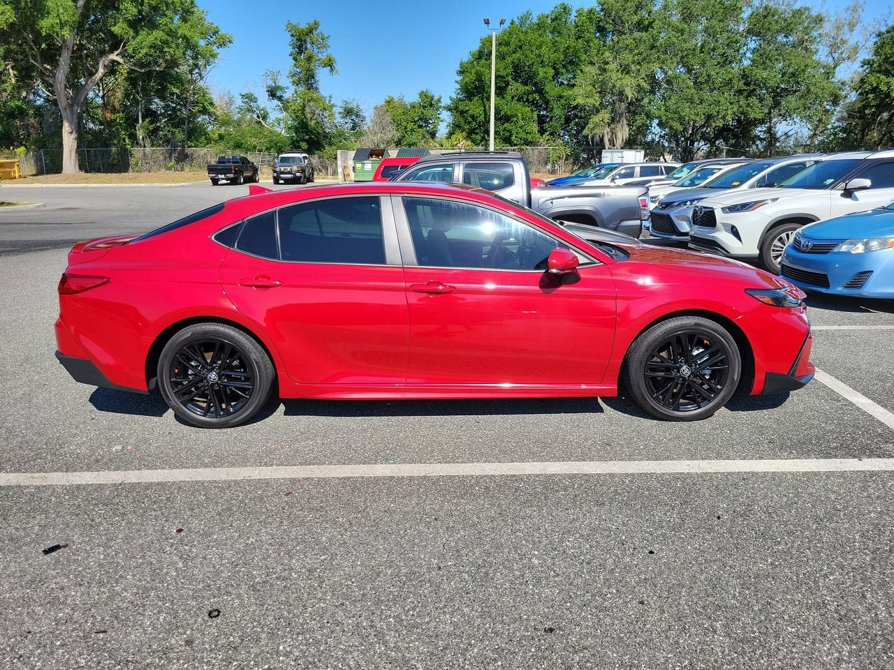 2025 Toyota Camry SE