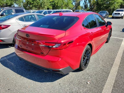 2025 Toyota Camry SE
