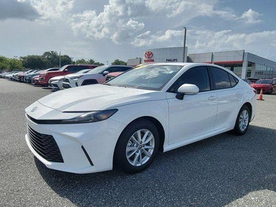 2025 Toyota Camry LE