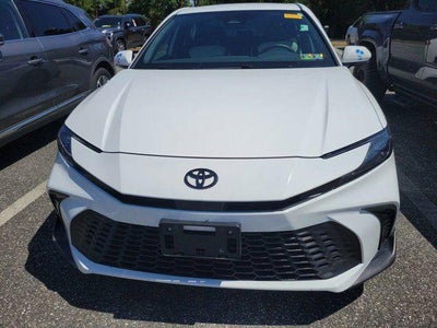 2025 Toyota Camry SE