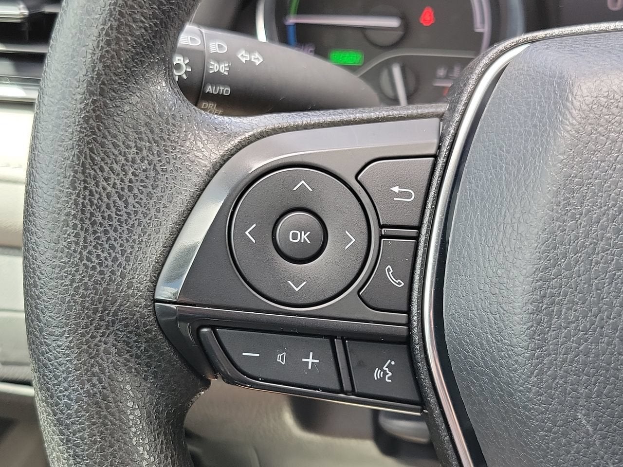 2020 Toyota Camry Hybrid LE