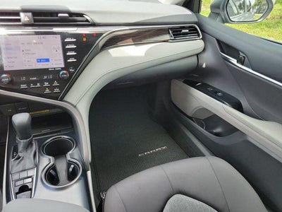 2020 Toyota Camry Hybrid LE