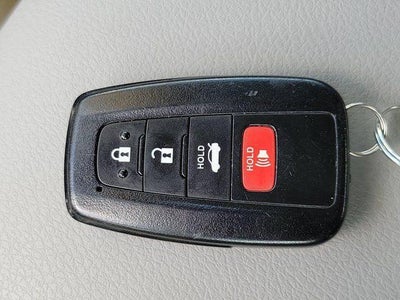 2020 Toyota Camry Hybrid LE