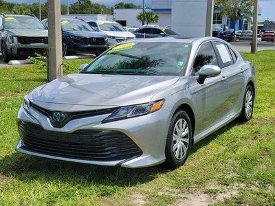 2020 Toyota Camry Hybrid LE