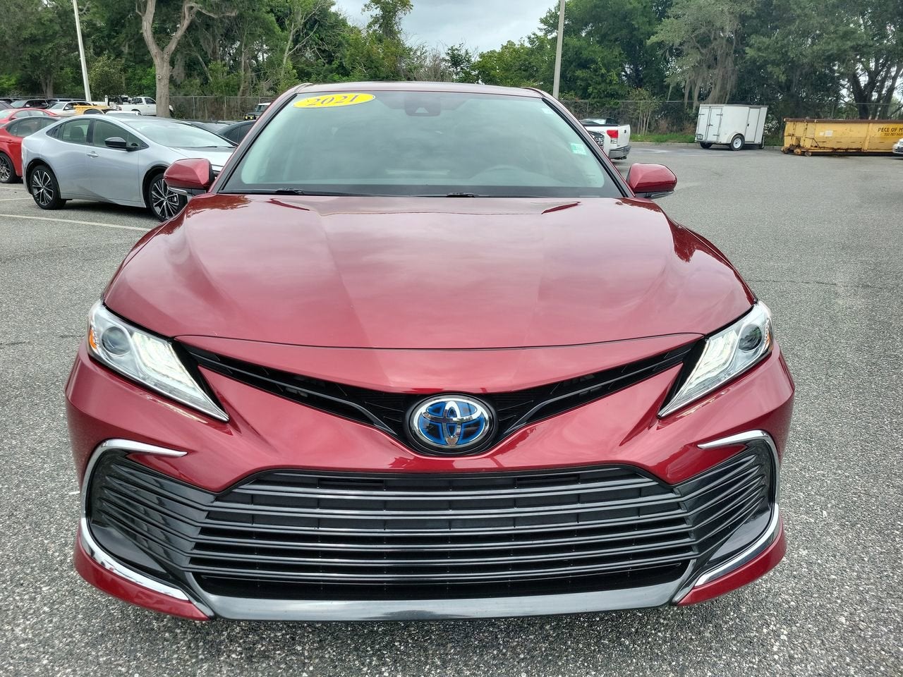 2021 Toyota Camry Hybrid XLE