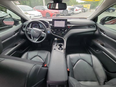 2021 Toyota Camry Hybrid XLE
