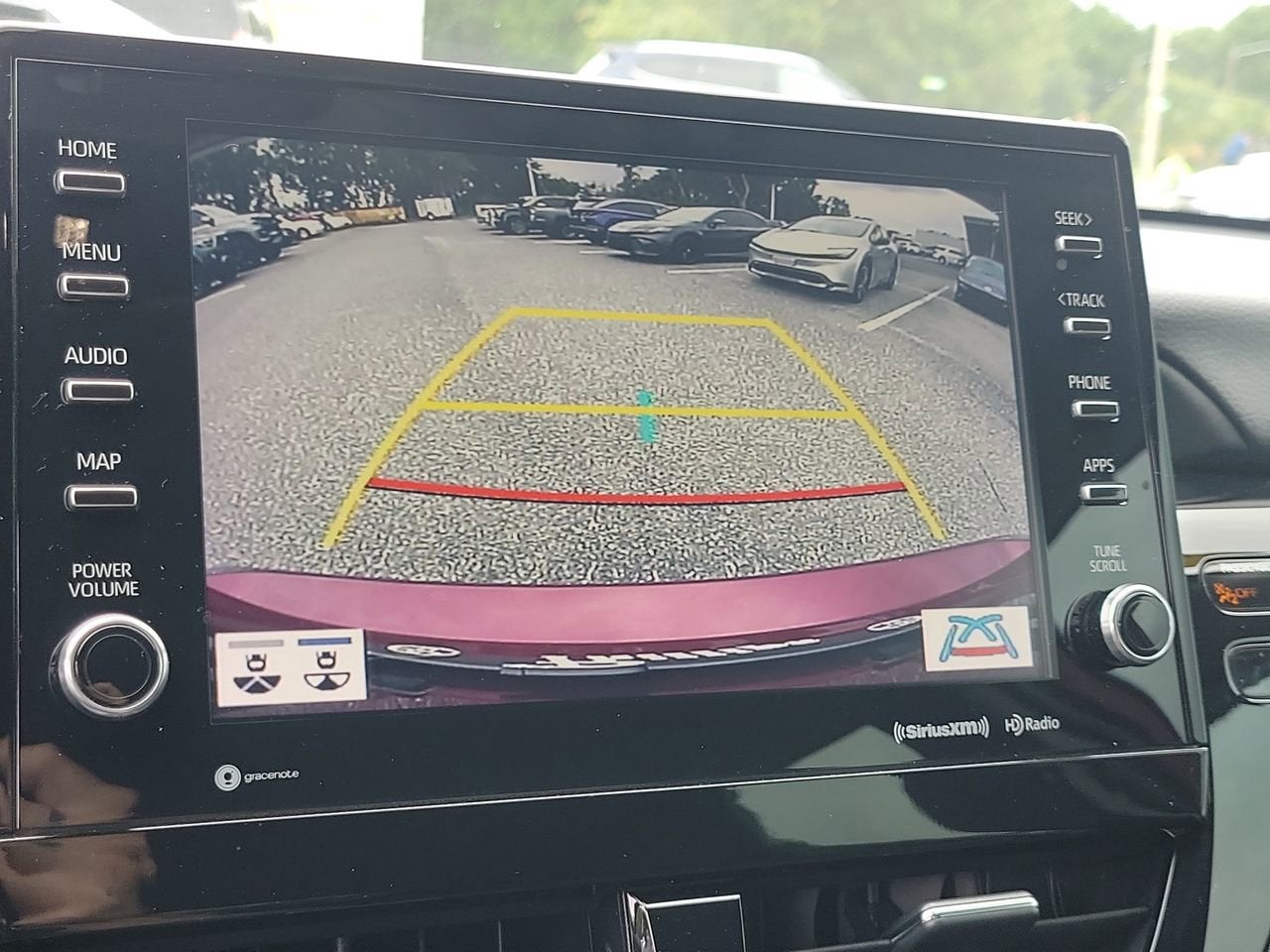 2021 Toyota Camry Hybrid XLE