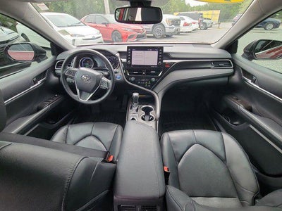 2021 Toyota Camry Hybrid XLE