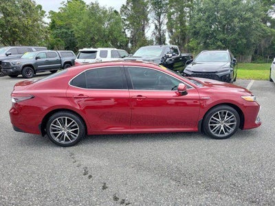 2021 Toyota Camry Hybrid XLE