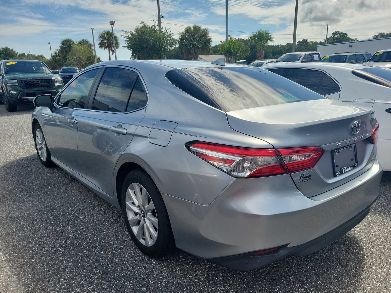 2022 Toyota Camry Hybrid XLE