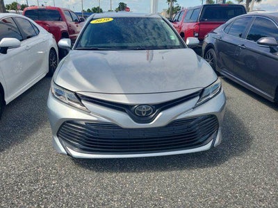 2022 Toyota Camry Hybrid XLE