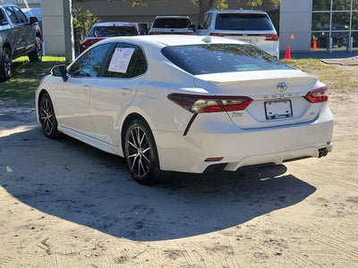2022 Toyota Camry SE