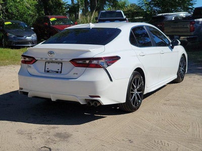 2022 Toyota Camry SE
