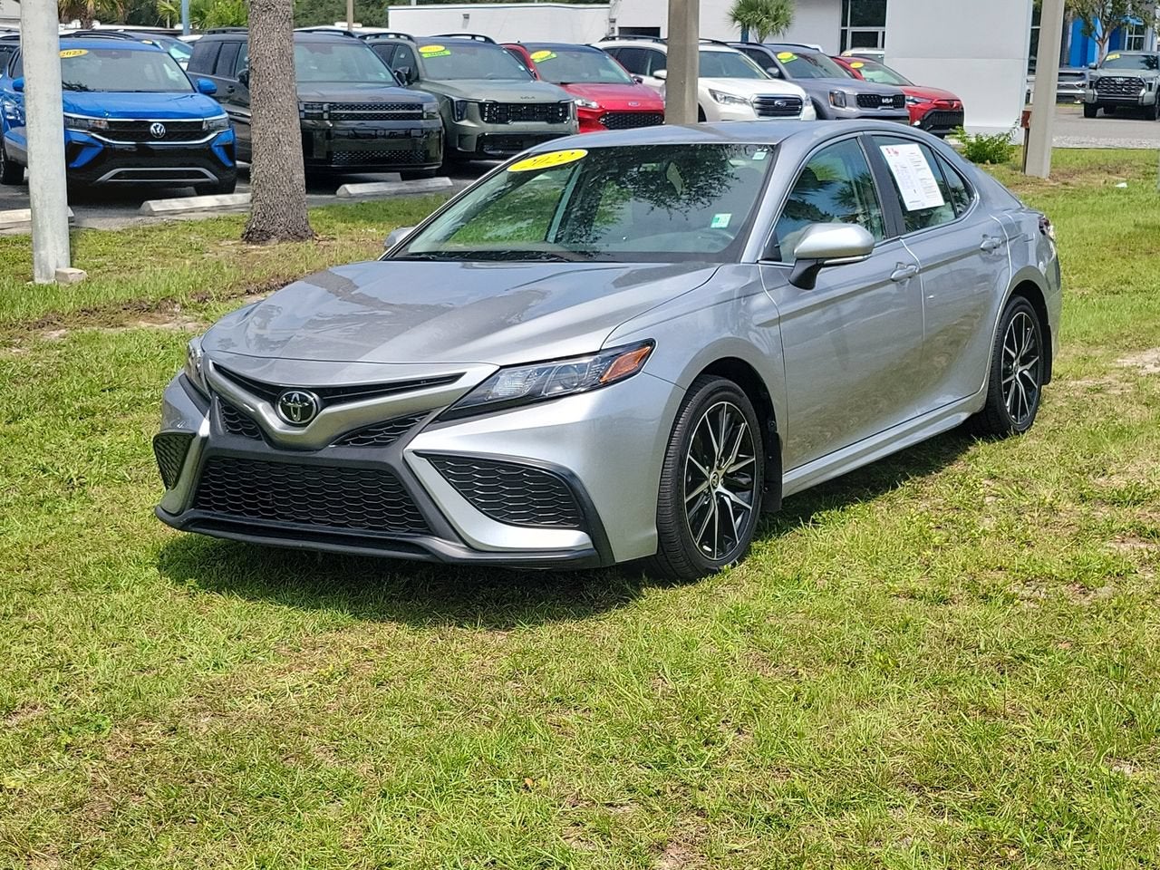 2022 Toyota Camry SE