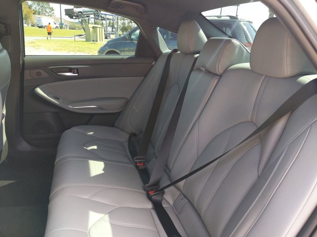 2021 Toyota Avalon Hybrid XLE Plus