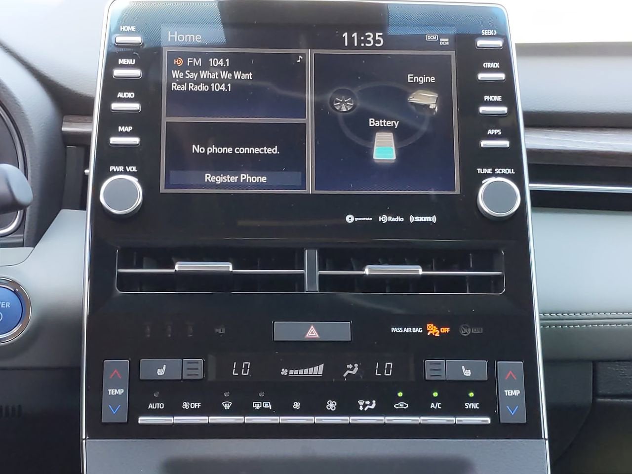 2021 Toyota Avalon Hybrid XLE Plus