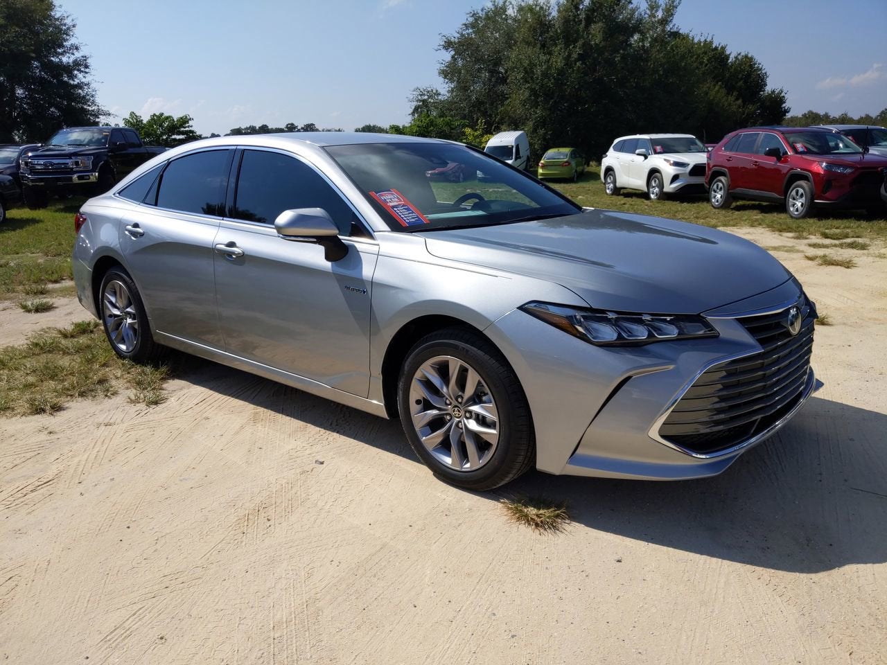 2021 Toyota Avalon Hybrid XLE Plus