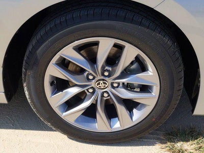 2021 Toyota Avalon Hybrid XLE Plus