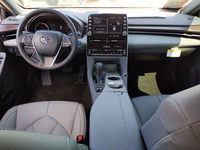 2021 Toyota Avalon Hybrid XLE Plus
