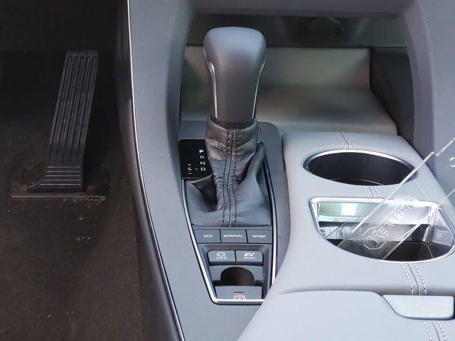 2021 Toyota Avalon Hybrid XLE Plus