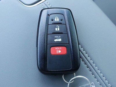 2021 Toyota Avalon Hybrid XLE Plus