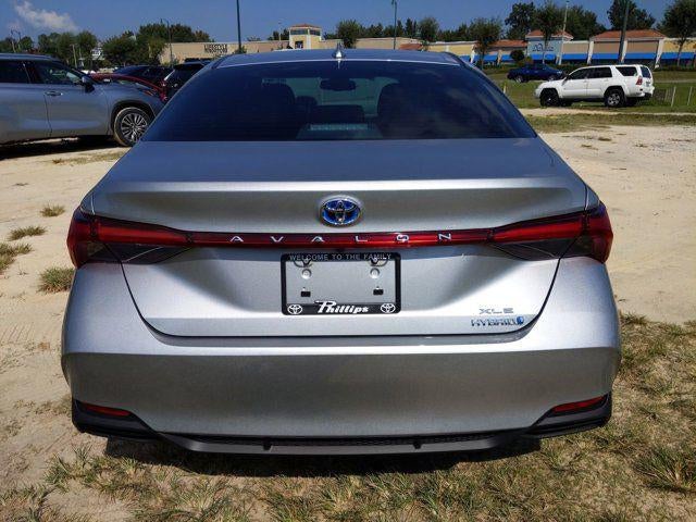 2021 Toyota Avalon Hybrid XLE Plus