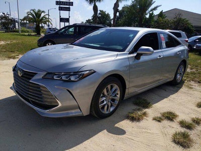 2021 Toyota Avalon Hybrid XLE Plus