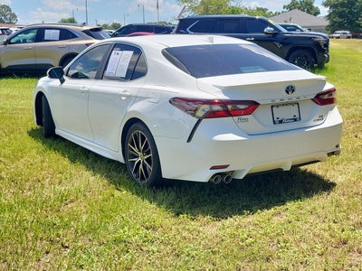 2024 Toyota Camry Hybrid SE