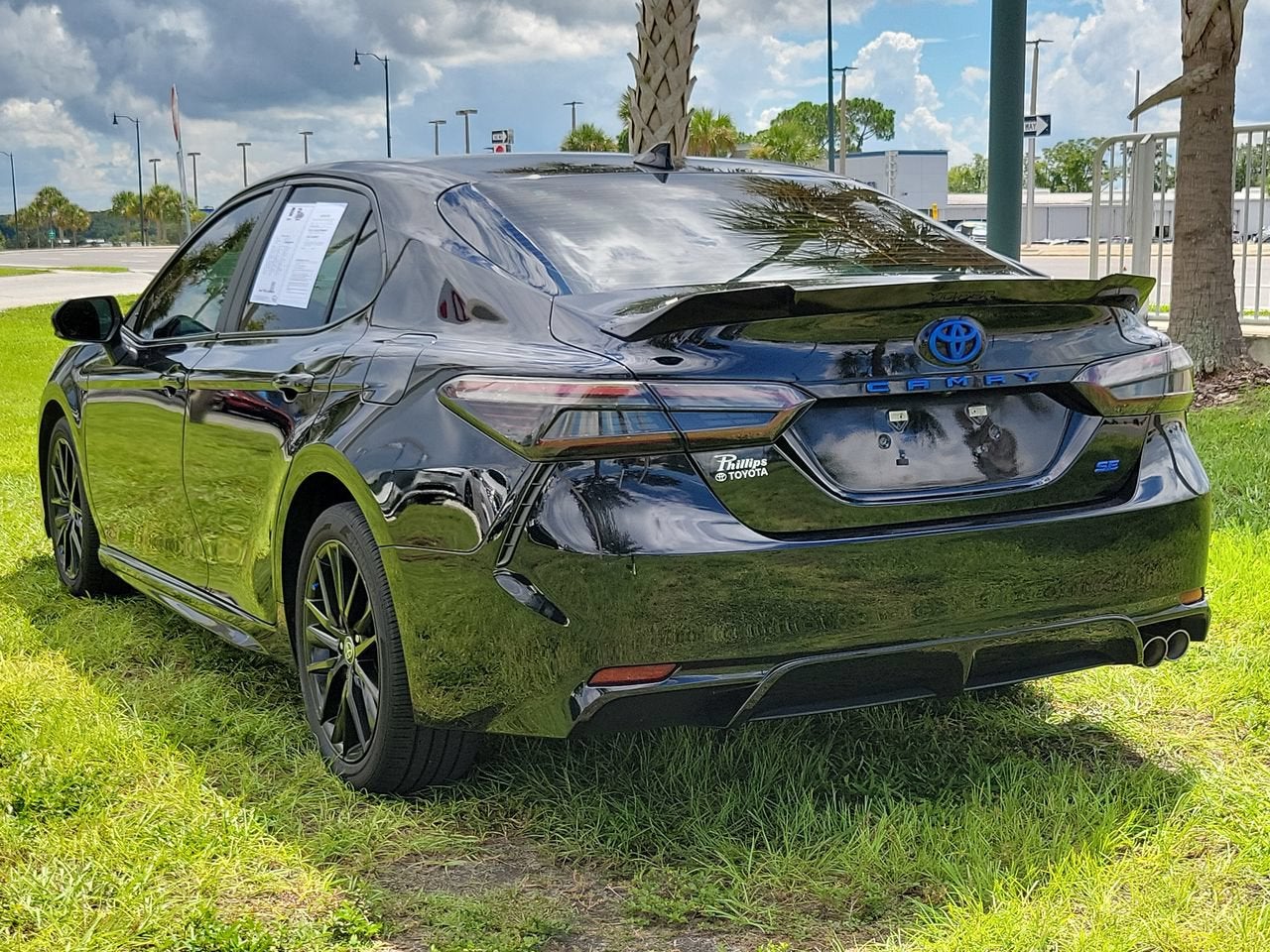 2023 Toyota Camry SE