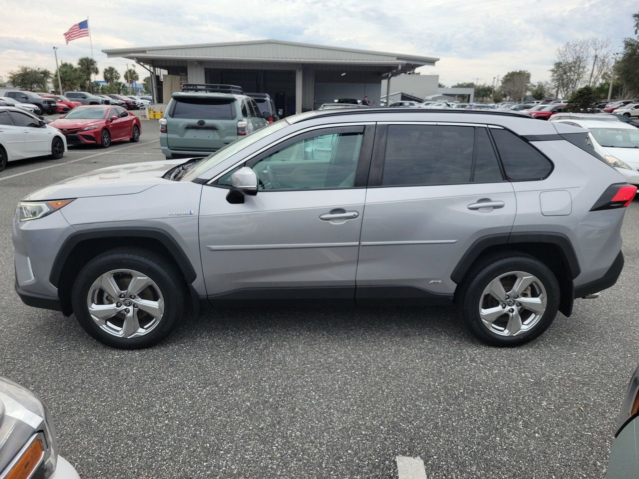 2021 Toyota RAV4 XLE Premium