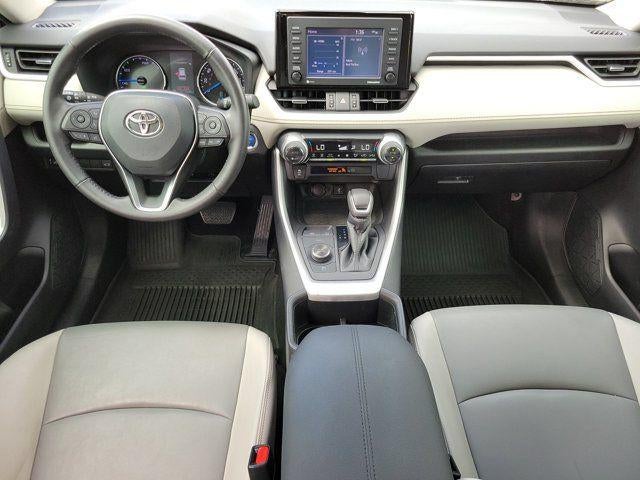 2022 Toyota RAV4 Hybrid XLE Premium