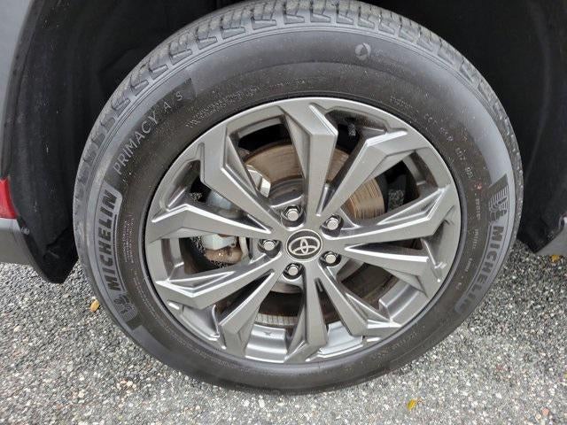 2023 Toyota RAV4 Hybrid XLE Premium