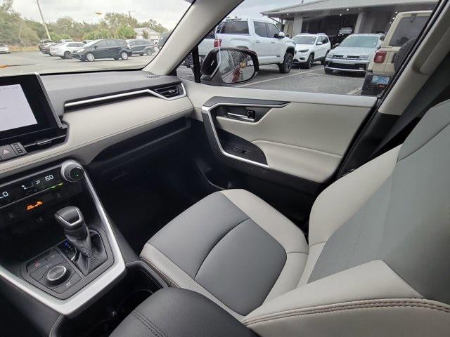 2023 Toyota RAV4 Hybrid XLE Premium