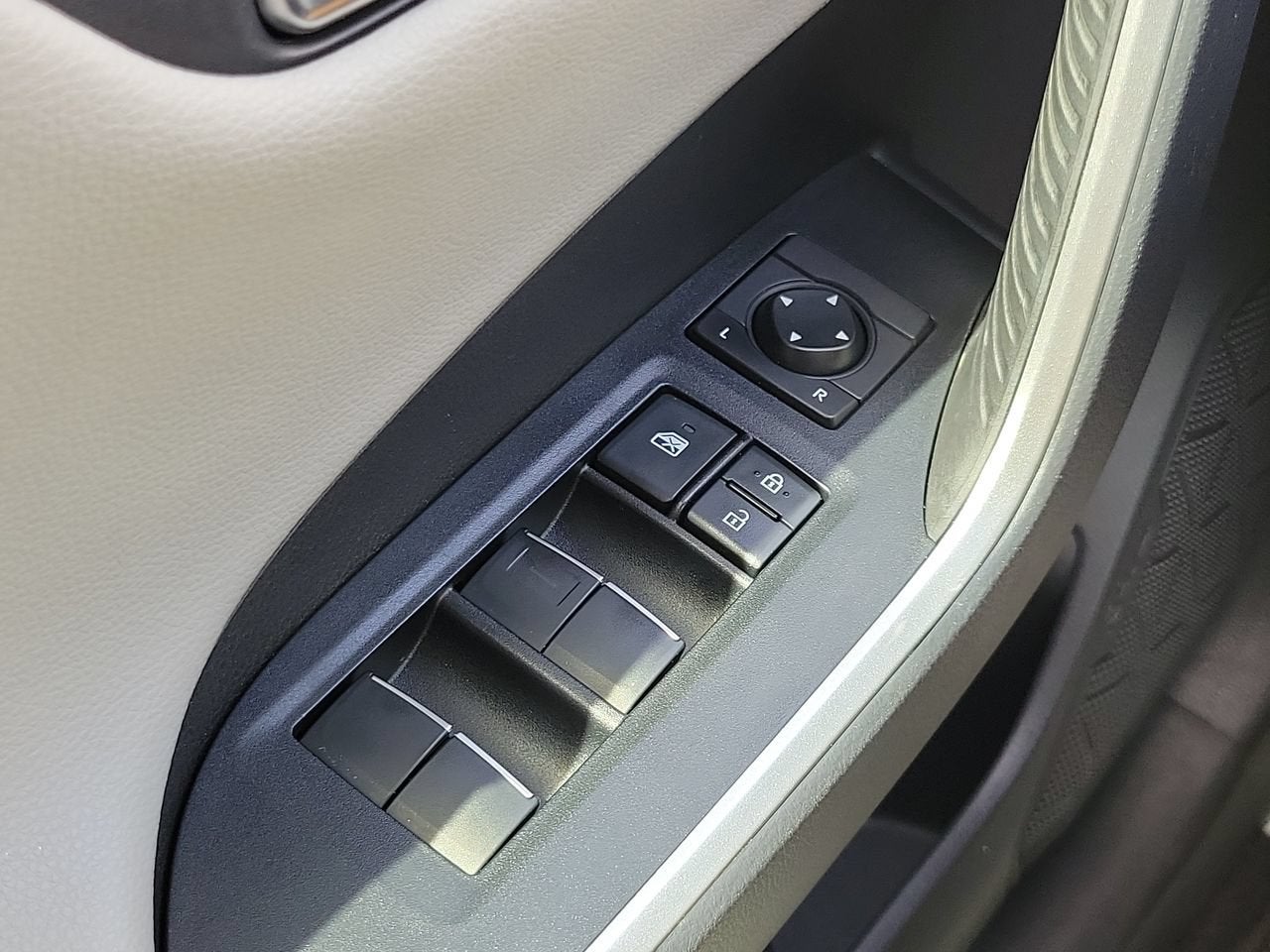 2020 Toyota RAV4 Hybrid Limited