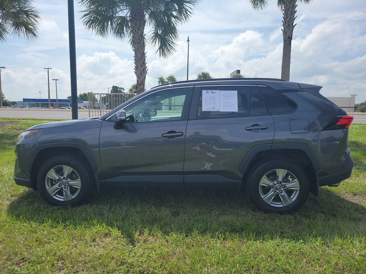 2023 Toyota RAV4 Hybrid LE